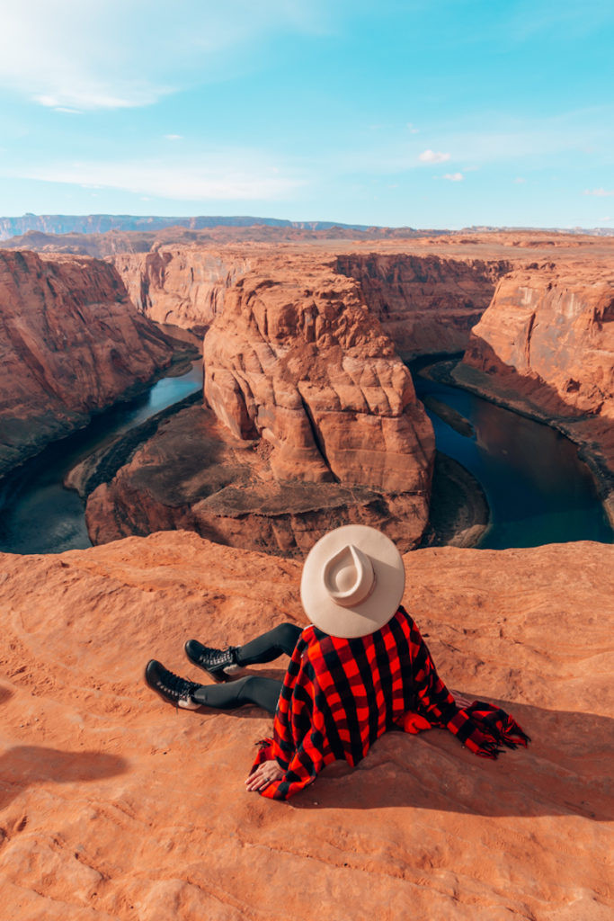 Cozy Travel: Plaid Poncho and Black Leggings — Grand Canyon Outfits