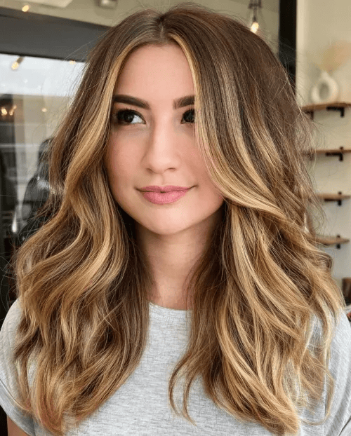 Long Layers With Voluminous Waves and Curtain Bangs Long Layers With Voluminous Waves and Curtain Bangs — 2A Hairstyles