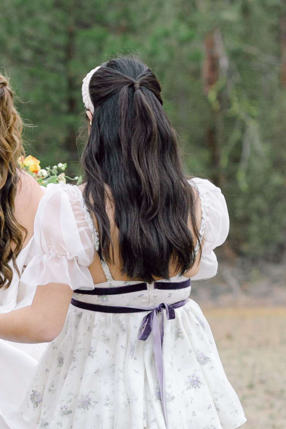 Half Up Half Down Wavy Hair With Headband Half Up Half Down Wavy Hair With Headband — Wedding Guest Hairstyles