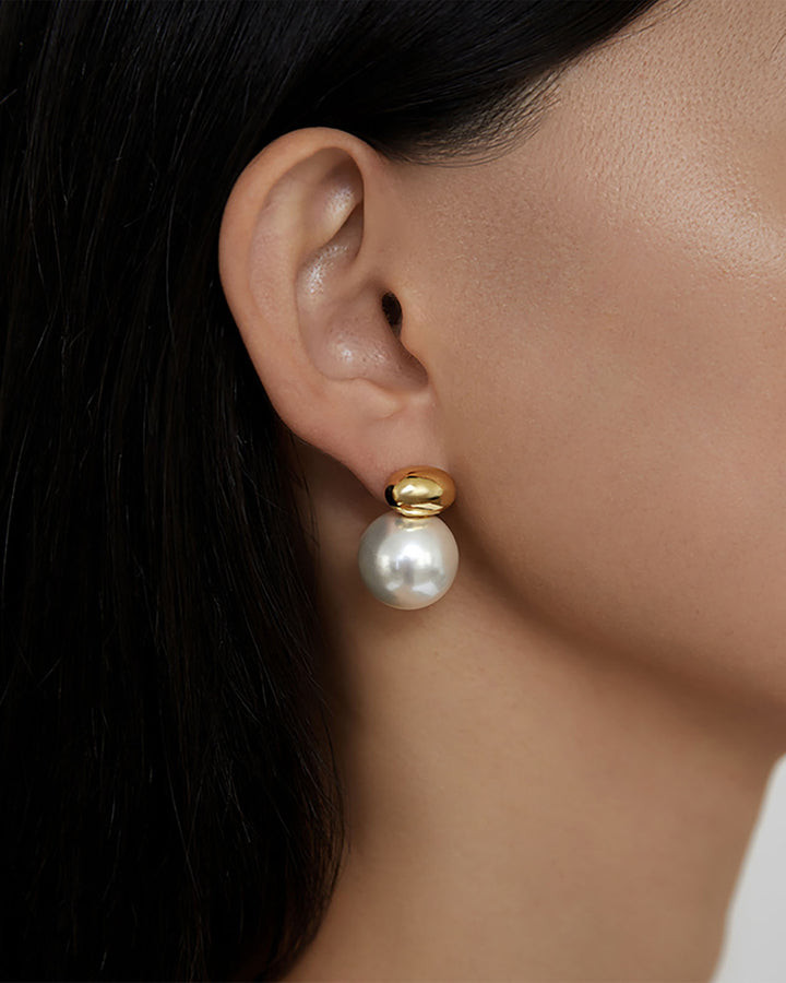 Bold Double Pearl Drop Earrings for a Striking Statement Bold Double Pearl Drop Earrings for a Striking Statement — Pearl Earrings Outfits