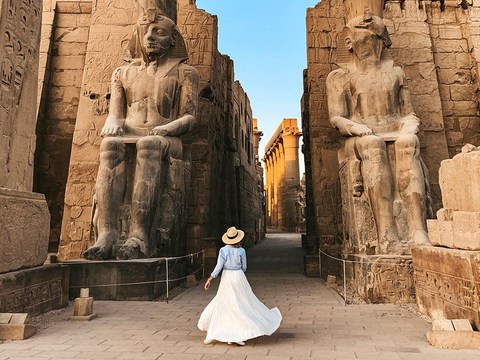 Light Blue Top and Flowing White Skirt for Sightseeing Light Blue Top and Flowing White Skirt for Sightseeing — Egypt Outfits