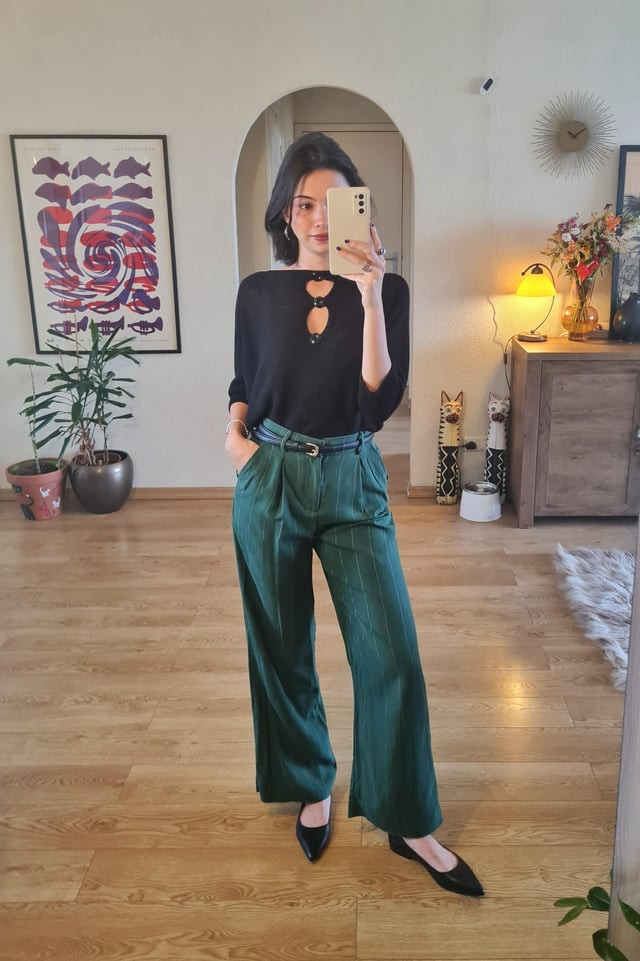 Casual Daytime Outfit Idea — Pinstripe Pants Outfits