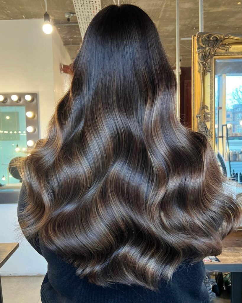 Middle Visual Idea Middle Visual Idea — Expensive Brunette