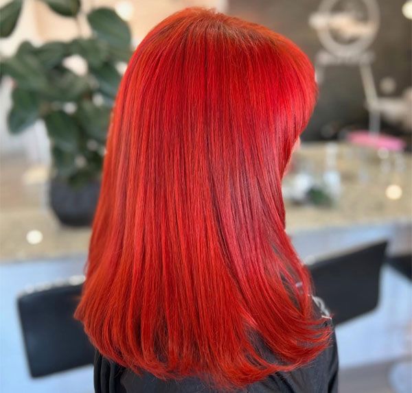 Vibrant Tangerine Lob With Blunt Bangs Vibrant Tangerine Lob With Blunt Bangs — Tangerine Hair