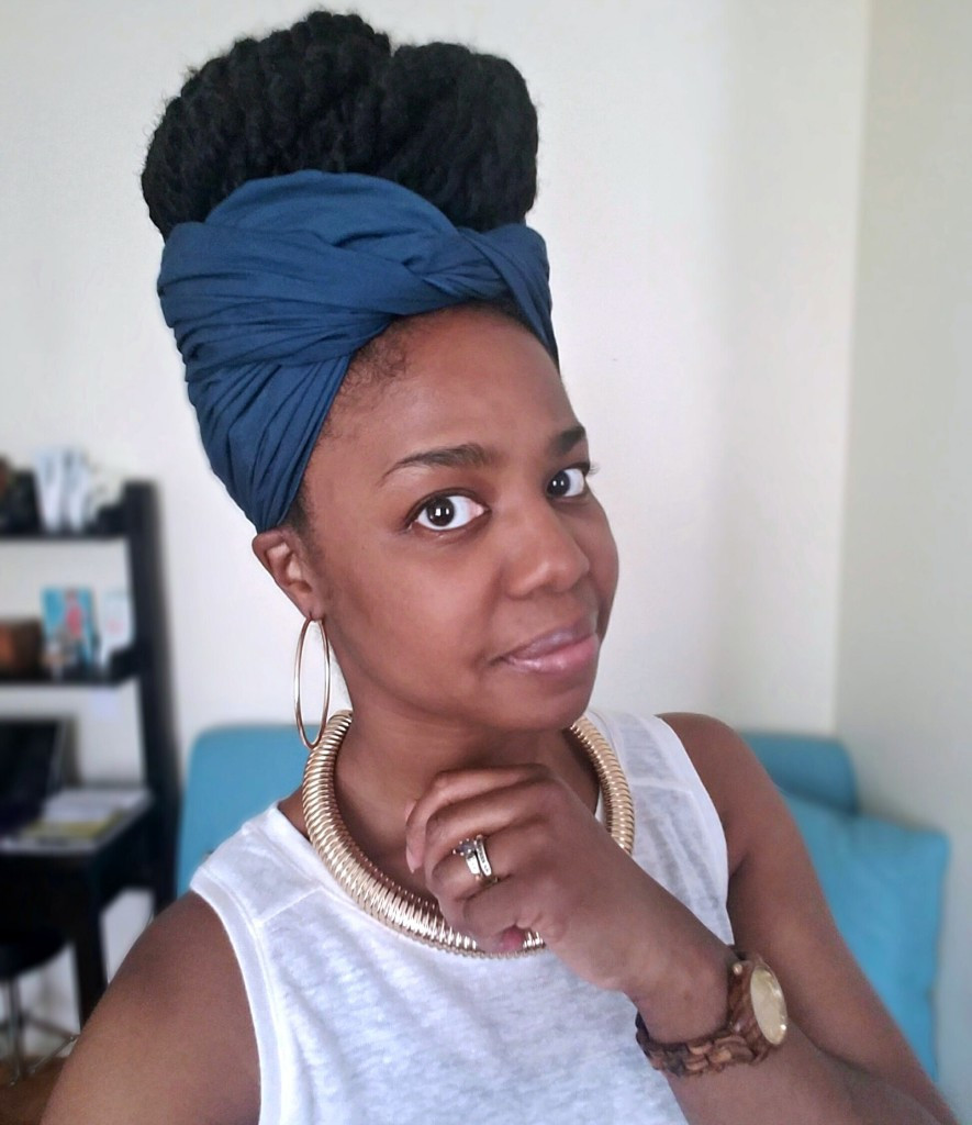 Dark Blue Knotted Turban With White Tank Top Dark Blue Knotted Turban With White Tank Top — Turban Styles
