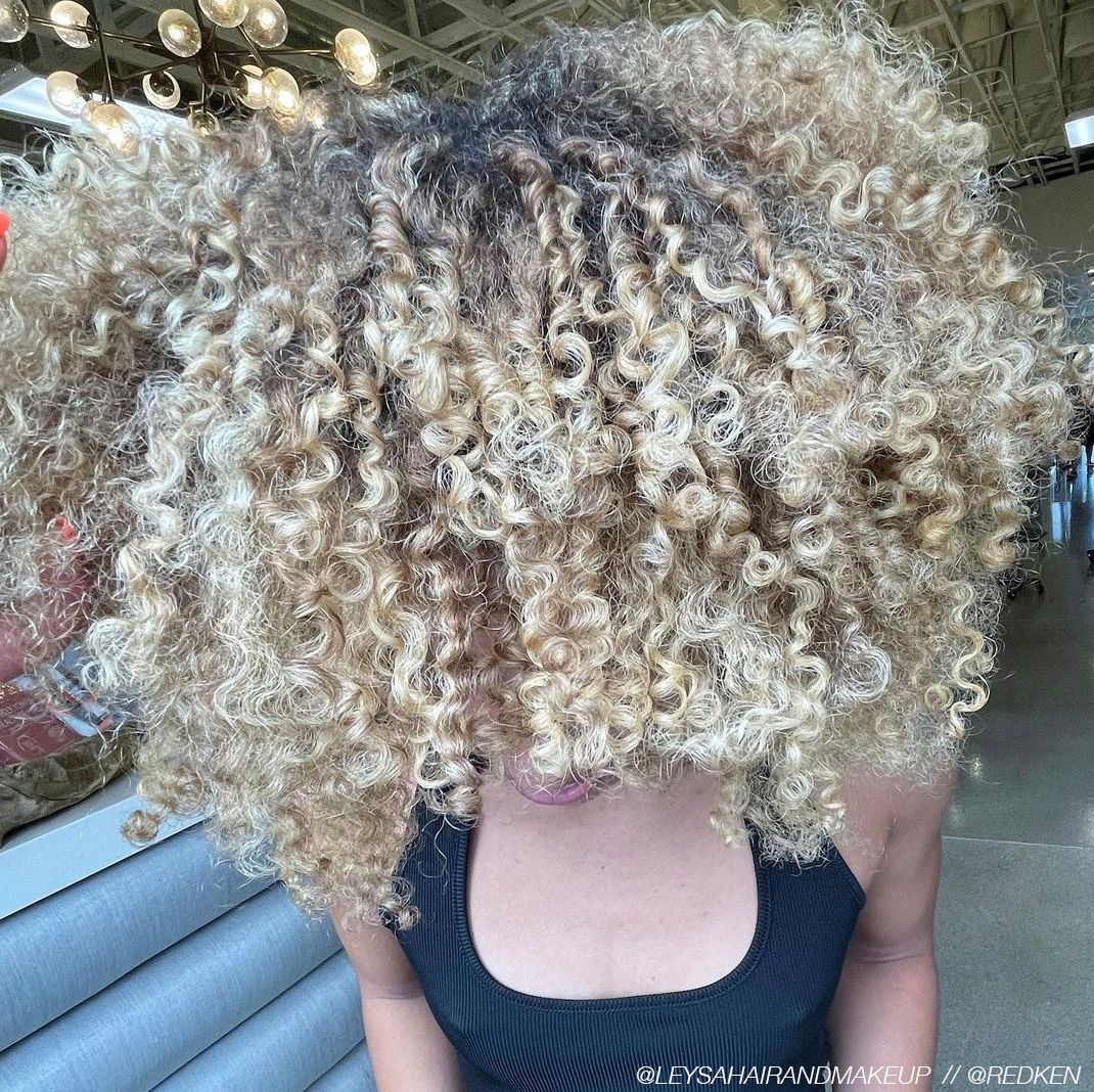 Dark Roots With Ash Blonde Balayage Visual Idea — Balayage Curly Hair