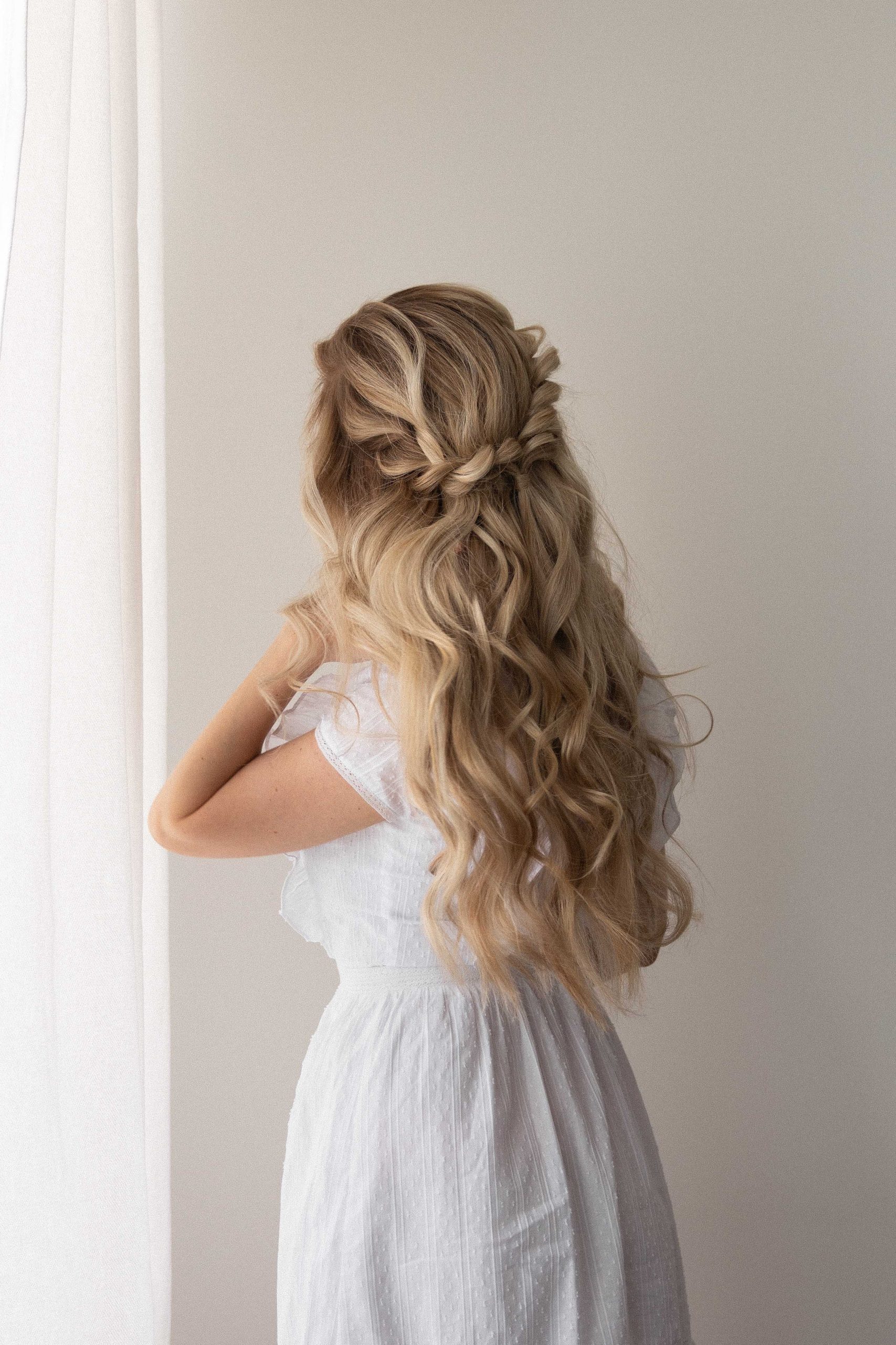 Honey Blonde Twisted Sections Side Part — Braided Half Up Half Down