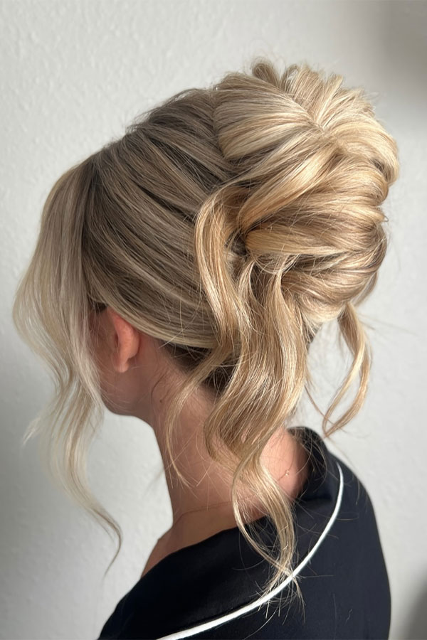 Blonde Updo with Textured Curls Blonde Updo with Textured Curls — Updos