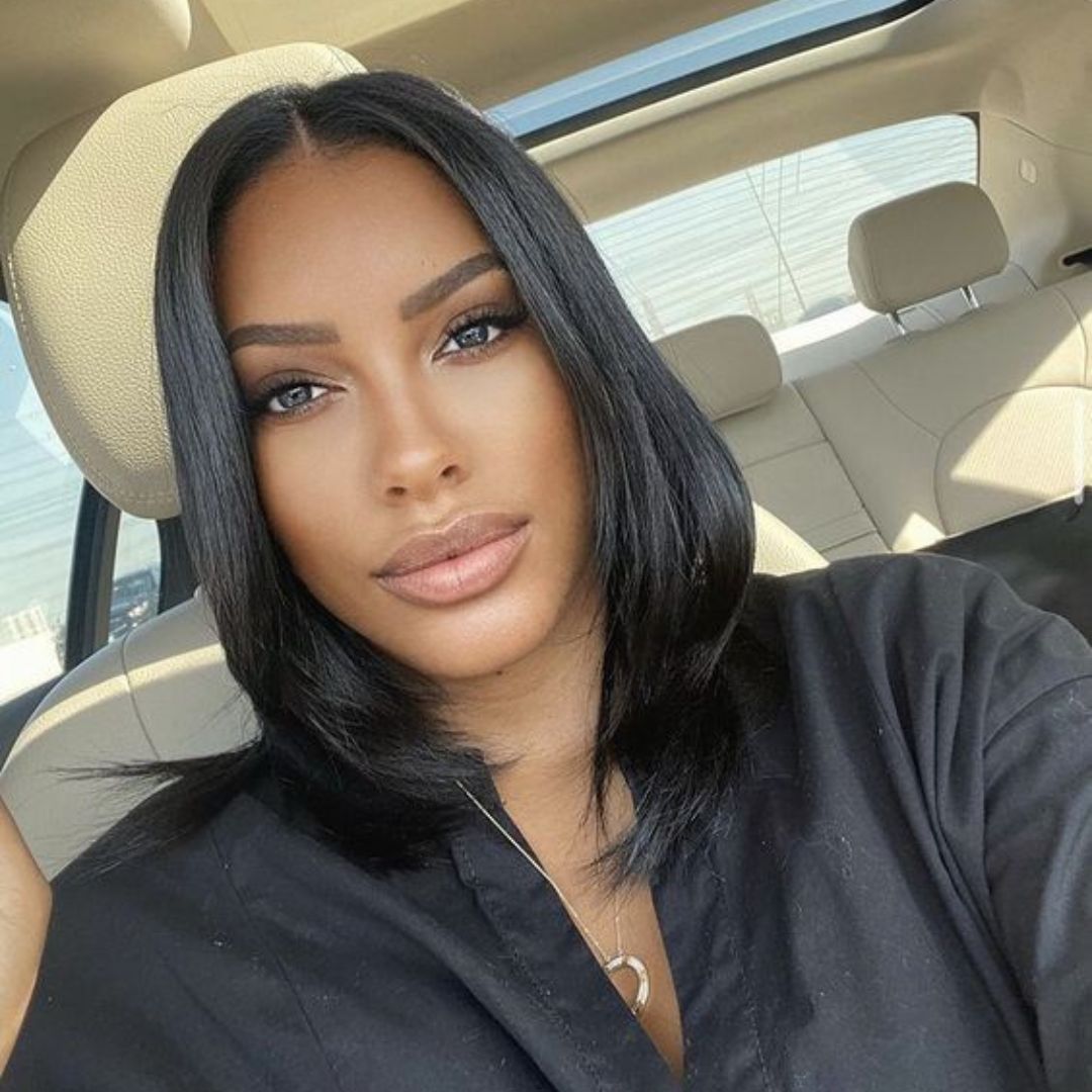 Glossy Chin Bob With Middle Part Glossy Chin Bob With Middle Part — Silk Press