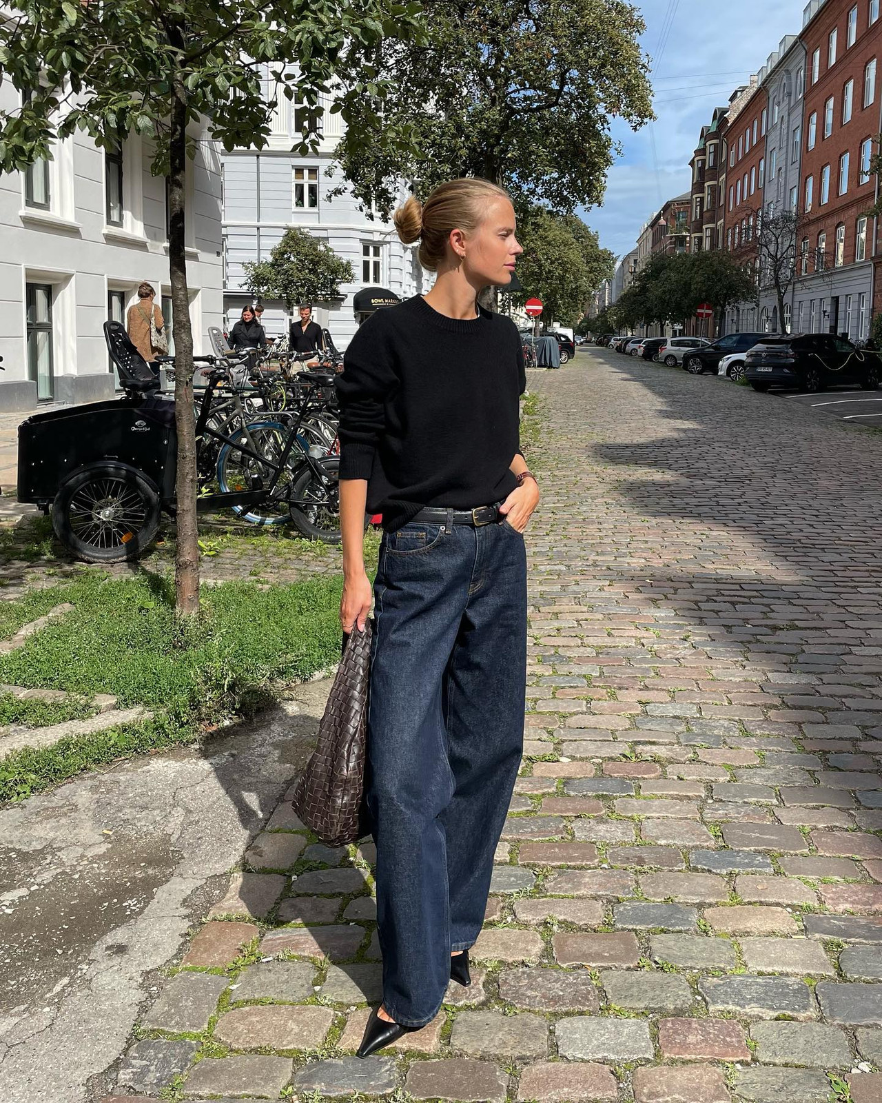 Minimalist Monochrome: Dark Indigo Wide-Leg Jeans with Black Sweater — Dark Wash Jeans Outfits