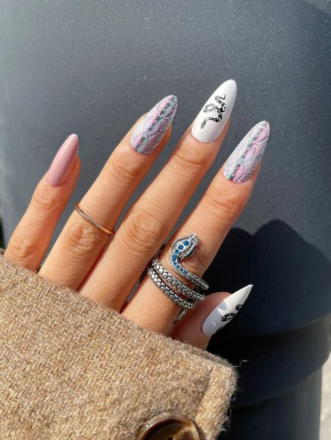 Matte Pink and Snake Print Almond Matte Pink and Snake Print Almond — Snake Print Nails