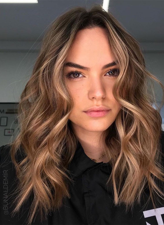 Medium Brown With Warm Blonde Highlights Visual Idea — Warm Brown Hair
