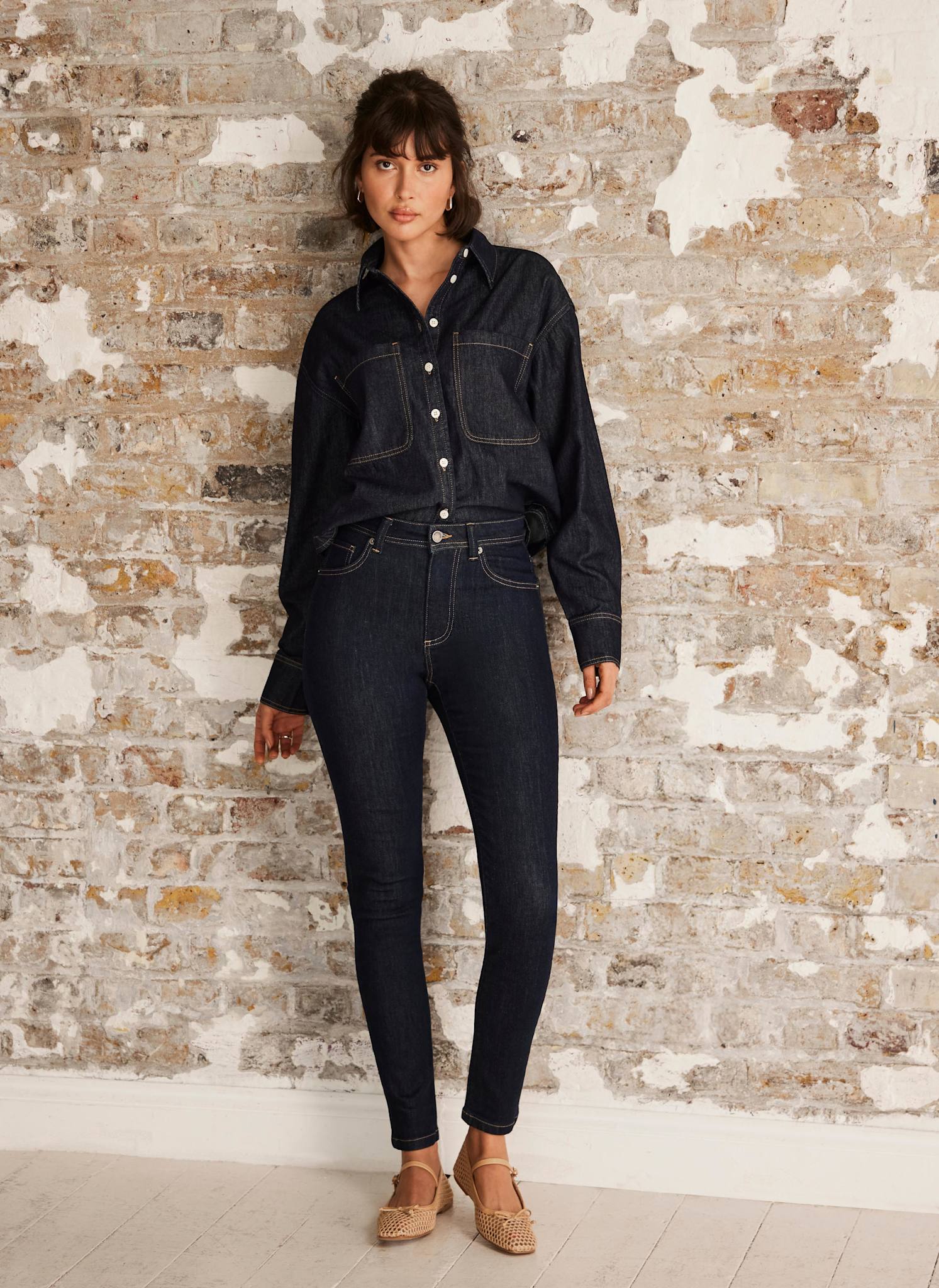Woven Espadrille Flats Outfit Idea — Skinny Jeans Outfits