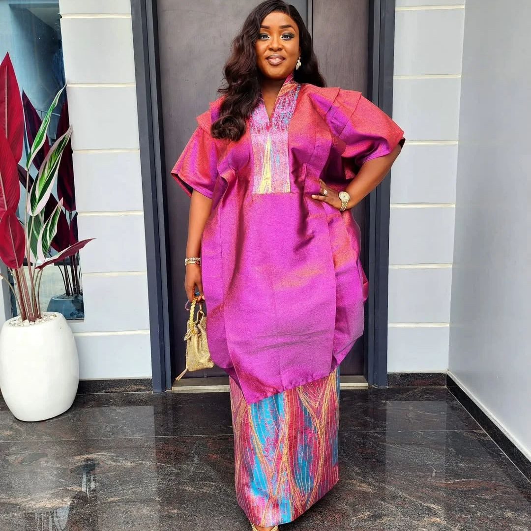 Pink and Purple Dashiki Top with Flowing Skirt and Gold Accessories Pink and Purple Dashiki Top with Flowing Skirt and Gold Accessories — Dashiki Outfits