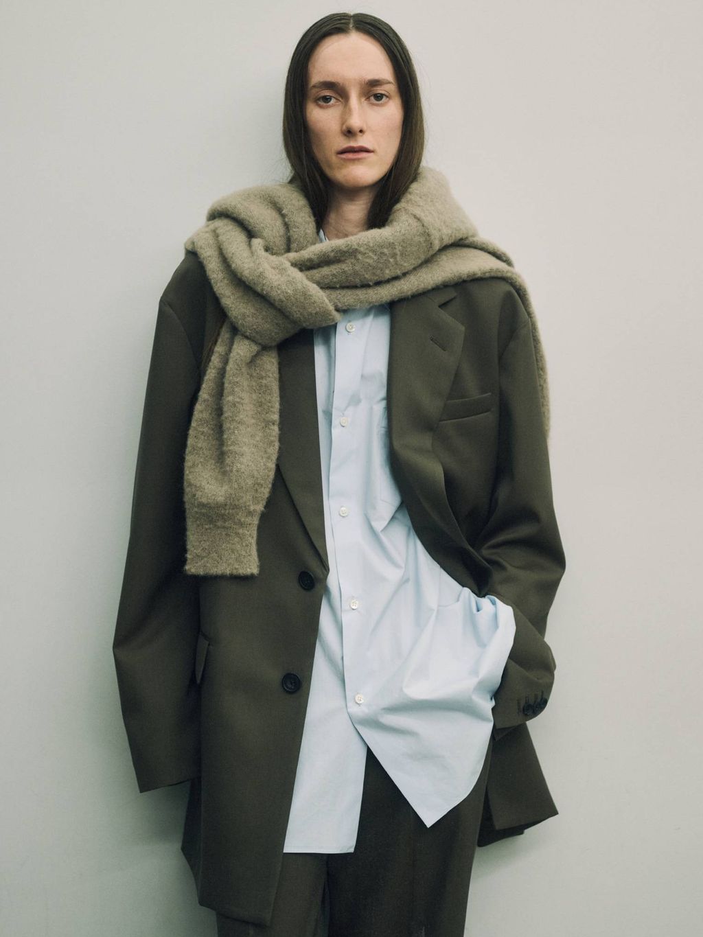 Oversized Blazer and Scarf for Cozy, Smart Casual Workwear — Workwear Aesthetic Outfits