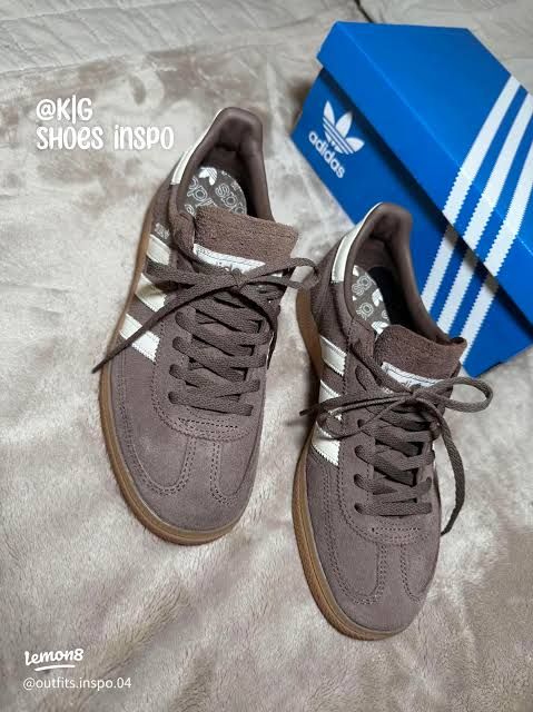 Classic Brown Suede Adidas Spezial Sneakers Classic Brown Suede Adidas Spezial Sneakers — Adidas Spezial Outfits