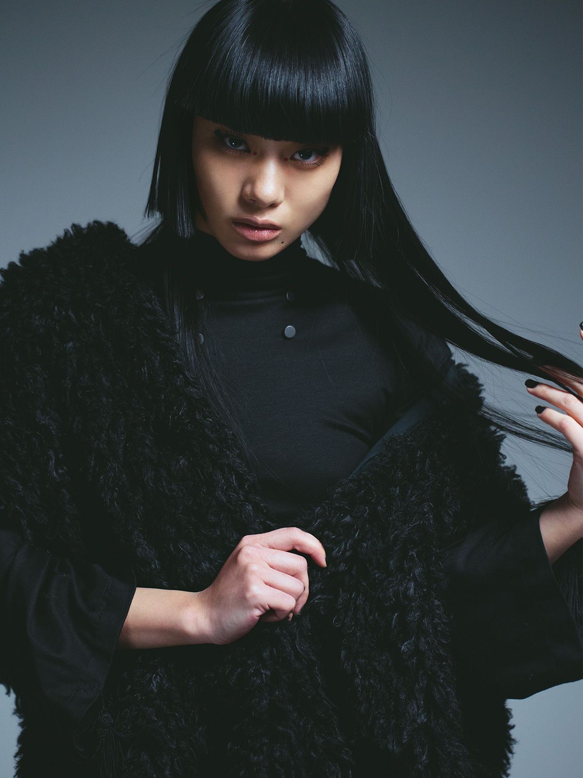 Thick Black Hime Cut With Blunt Bangs Thick Black Hime Cut With Blunt Bangs
