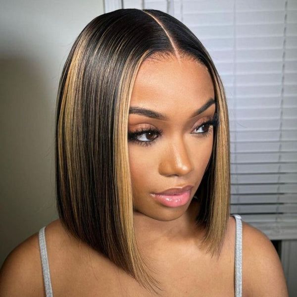 Collarbone Bob With Bold Money Piece Collarbone Bob With Bold Money Piece — Long Bob