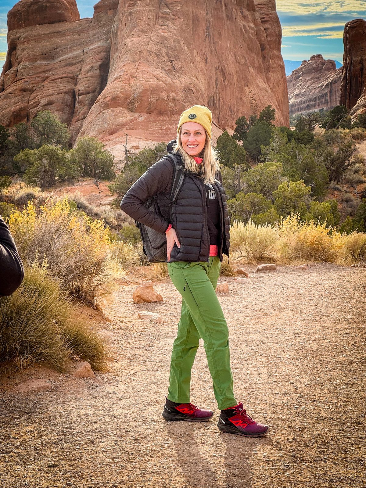 Vibrant Hike: Bright Green Pants and Puffer Vest — Grand Canyon Outfits