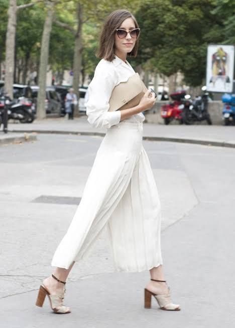 Monochromatic Chic with Wide-Leg Trousers and Beige Mules — Block Heels Outfits