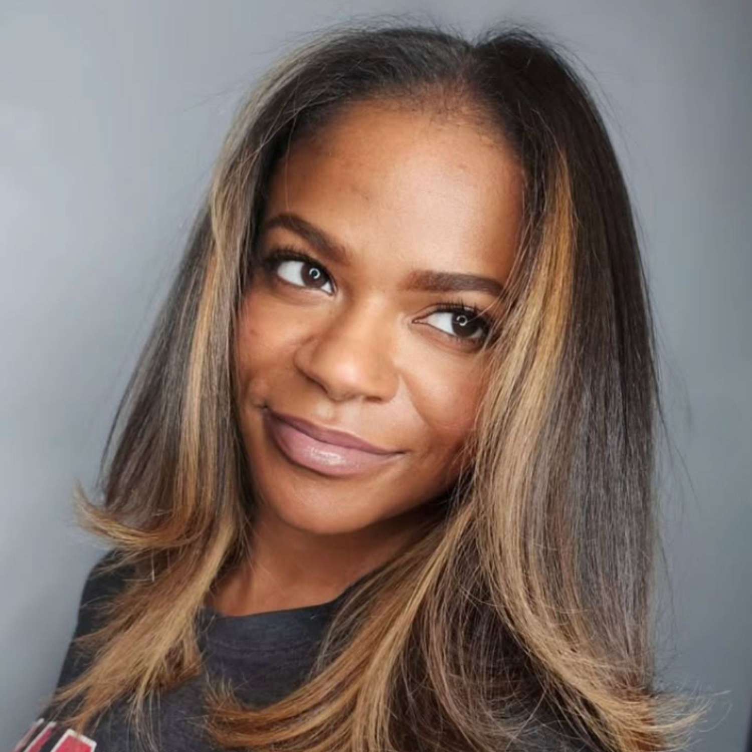 Front View Close Crop Visual Idea Front View Close Crop Visual Idea — Honey Balayage
