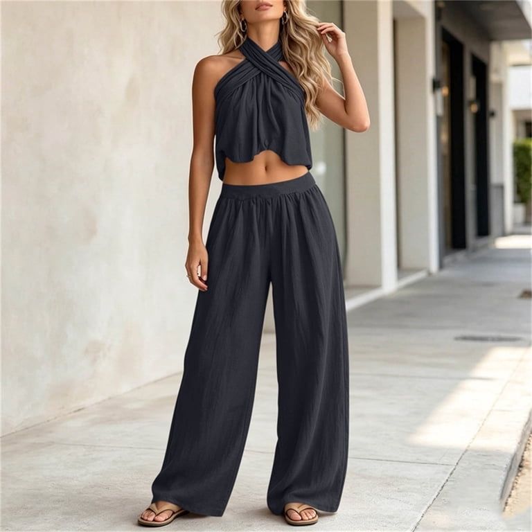 Relaxed Dark Grey Halter Crop Top and Wide-Leg Pants Set Relaxed Dark Grey Halter Crop Top and Wide-Leg Pants Set — Halter Top Outfits