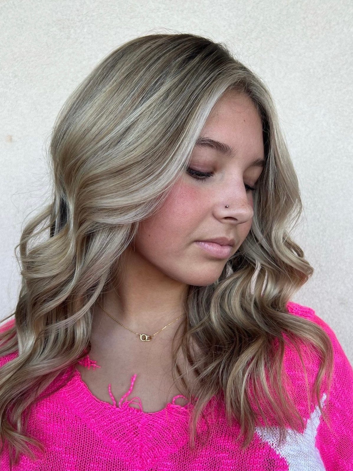 Ash Blonde With Platinum Streaks — Partial Highlights