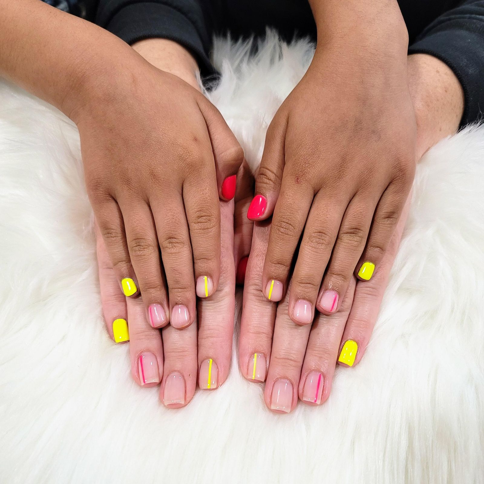Simple Neon Lines On Accent Nails Visual Idea Simple Neon Lines On Accent Nails Visual Idea — Mom Nails