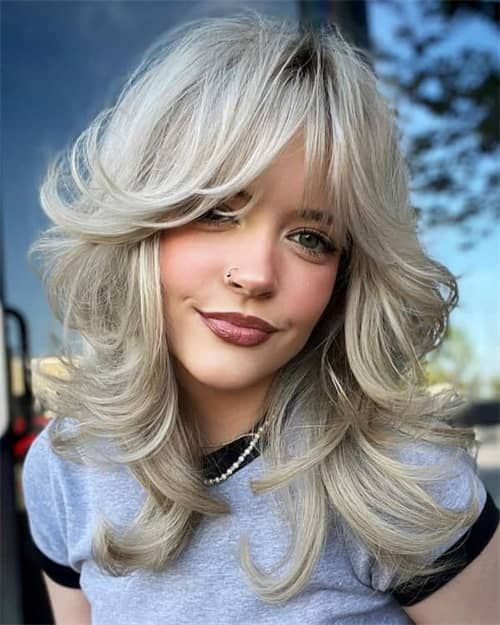 Voluminous Platinum Ash Wolf Cut — Wolf Cut Medium Hair