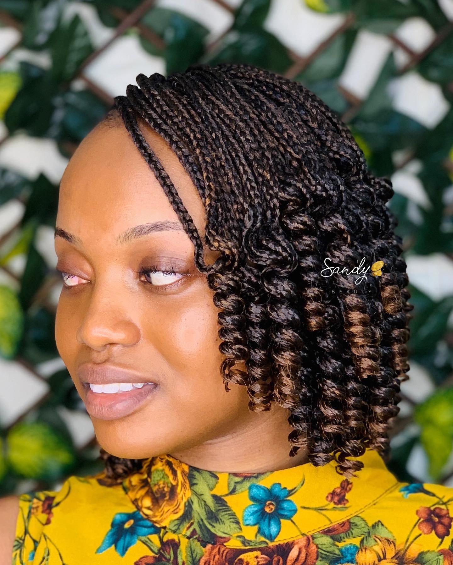 Micro Braids Bob with Blonde Highlights and Curls Micro Braids Bob with Blonde Highlights and Curls — Braids for Short Hair