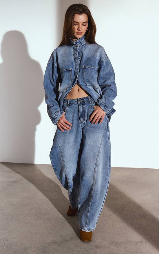 Voluminous Light Blue Barrel Jeans for a Fashion-Forward Statement Voluminous Light Blue Barrel Jeans for a Fashion-Forward Statement