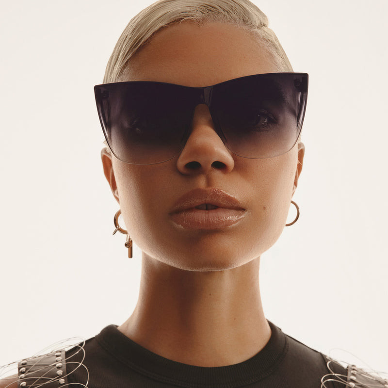 Oversized Dark Grey Flat-Top Sunglasses with Hoop Earrings — Sunglasses for Round Face