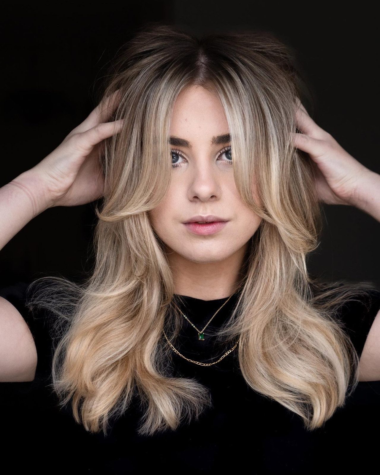 Ash Blonde With Subtle Curtain Bangs Ash Blonde With Subtle Curtain Bangs — Face Framing Highlights