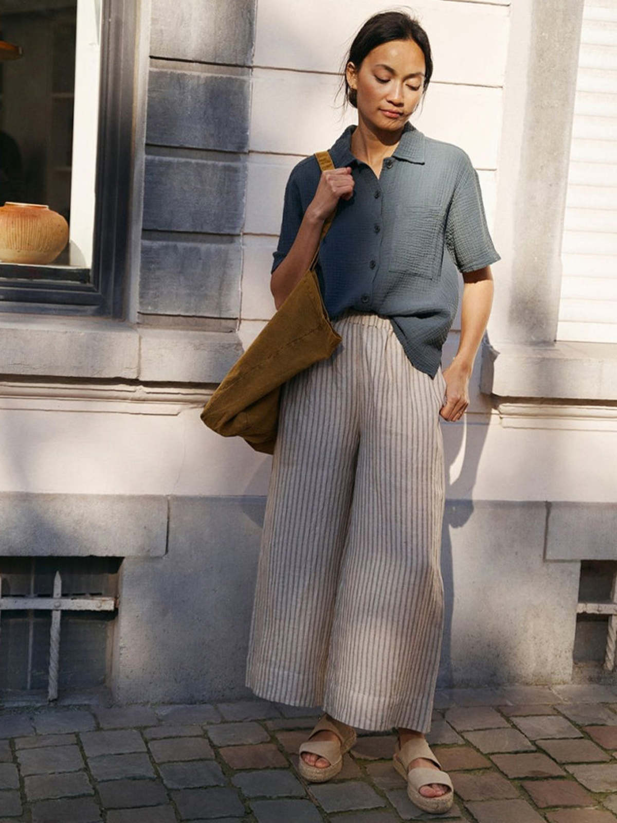 Textured Comfort: Striped Wide-Leg Pants with a Loose Blue-Grey Shirt — Pinstripe Pants Outfits