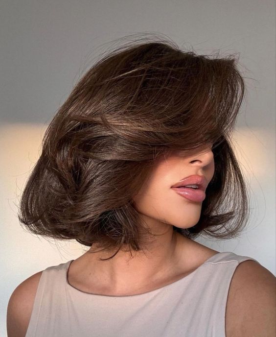 Chin Bob With Voluminous Layers — Old Money Hairstyles