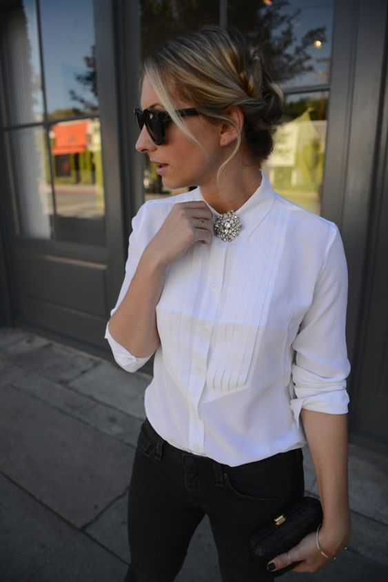 Pleated Shirt with a Large Silver Brooch at the Collar Pleated Shirt with a Large Silver Brooch at the Collar — Brooch Outfits