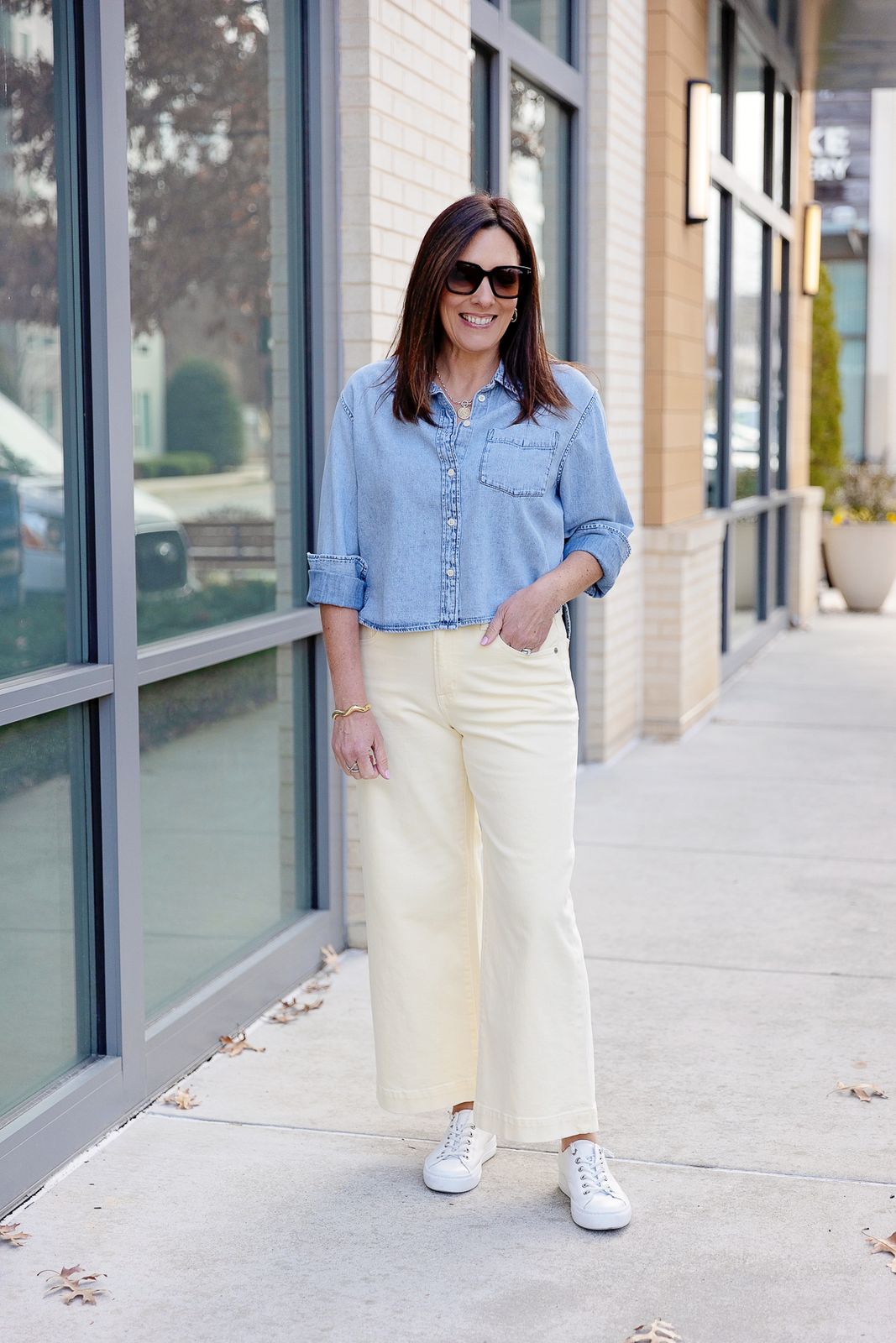 Cream Wide-Leg Cropped Pants with Denim Shirt Cream Wide-Leg Cropped Pants with Denim Shirt — Outfits for Big Thighs