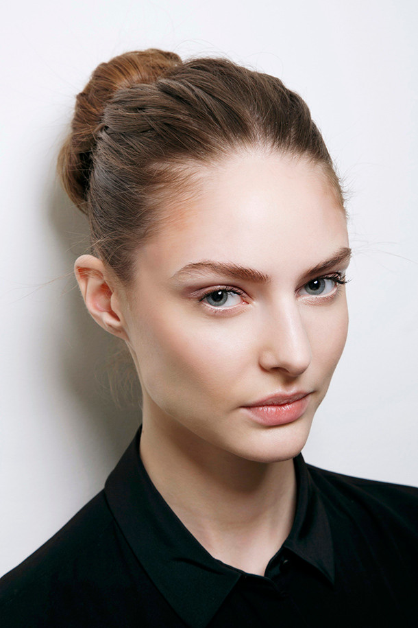 Textured Wavy Brown Top Knot Textured Wavy Brown Top Knot — Ballerina Bun