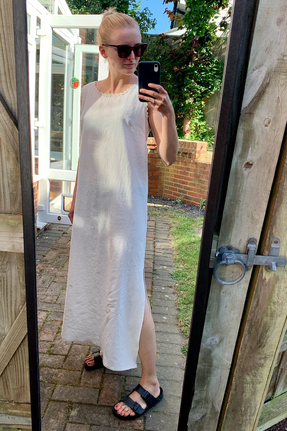 Effortless Maxi Dress with Black Double Strap Birkenstocks Effortless Maxi Dress with Black Double Strap Birkenstocks — Birkenstock Outfits