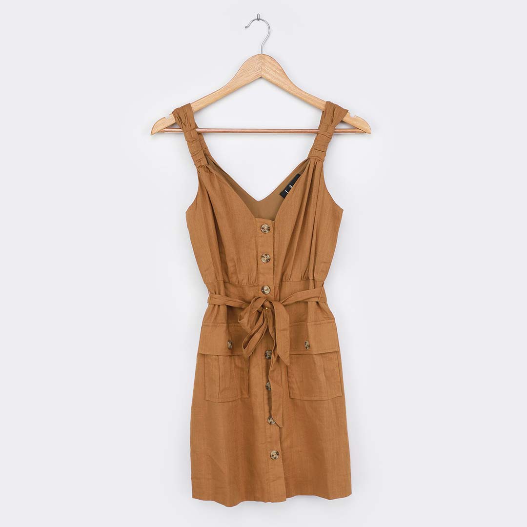 Tan Sleeveless Button-Front Dress with Pockets Tan Sleeveless Button-Front Dress with Pockets — Utilitarian Outfits