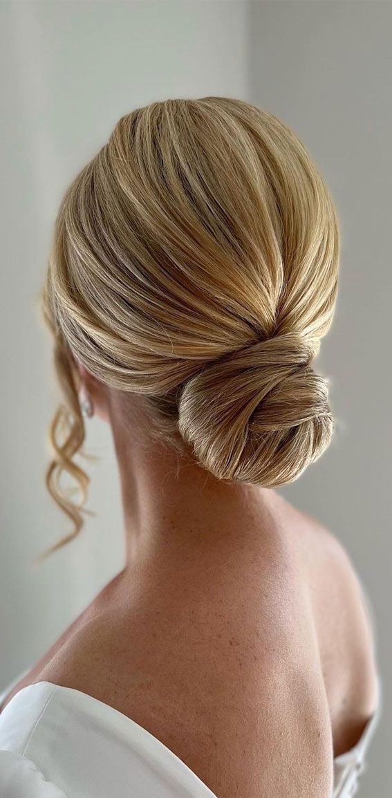 Blonde Sleek Low Bun With Highlights Blonde Sleek Low Bun With Highlights — Sleek Bun Wedding Hair