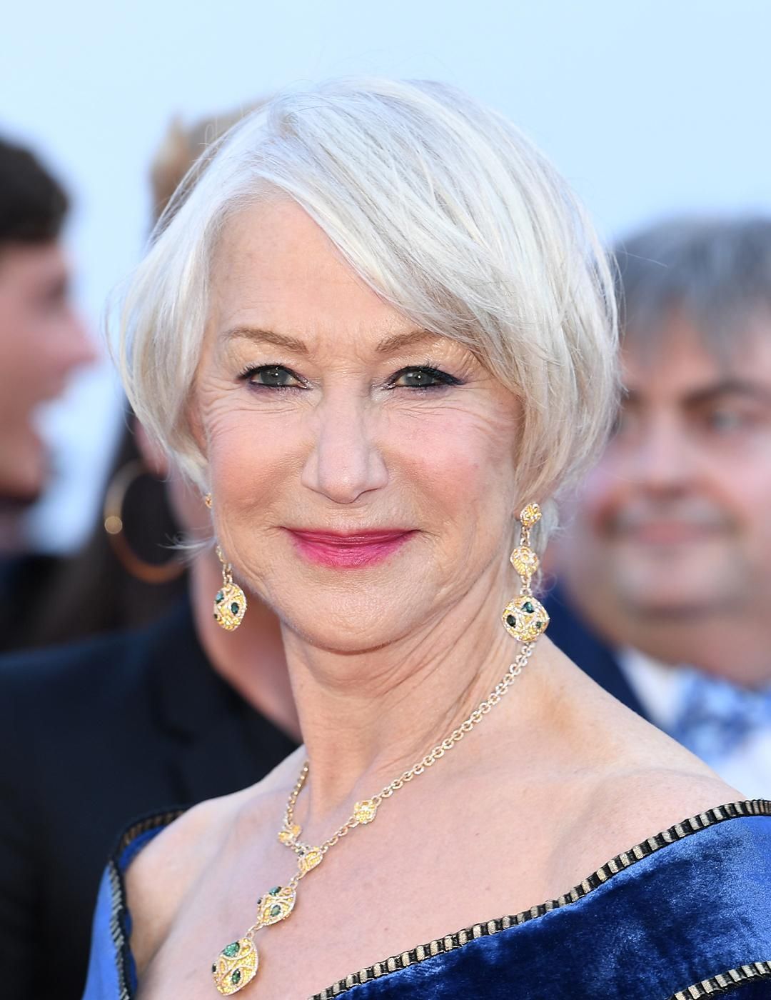 Chin Visual Idea Chin Visual Idea — Haircuts for Older Women