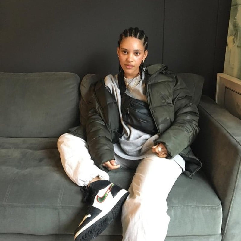 Streetwear Layers with Puffer Jacket and Jordan 1s — Jordan 1 Outfits