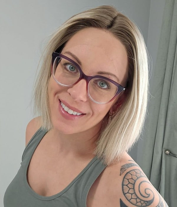 Cool Ash Blonde Chin Bob Cool Ash Blonde Chin Bob — Frontal Wig Styles