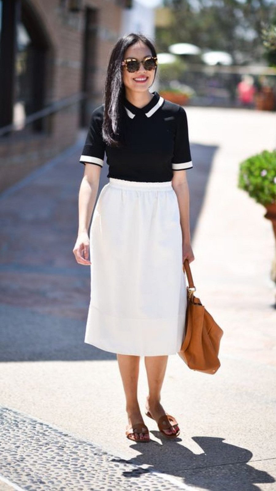 Which Outfit Suits You Best? Here Are 9 Styles Of Tops For Different Body- Shapes