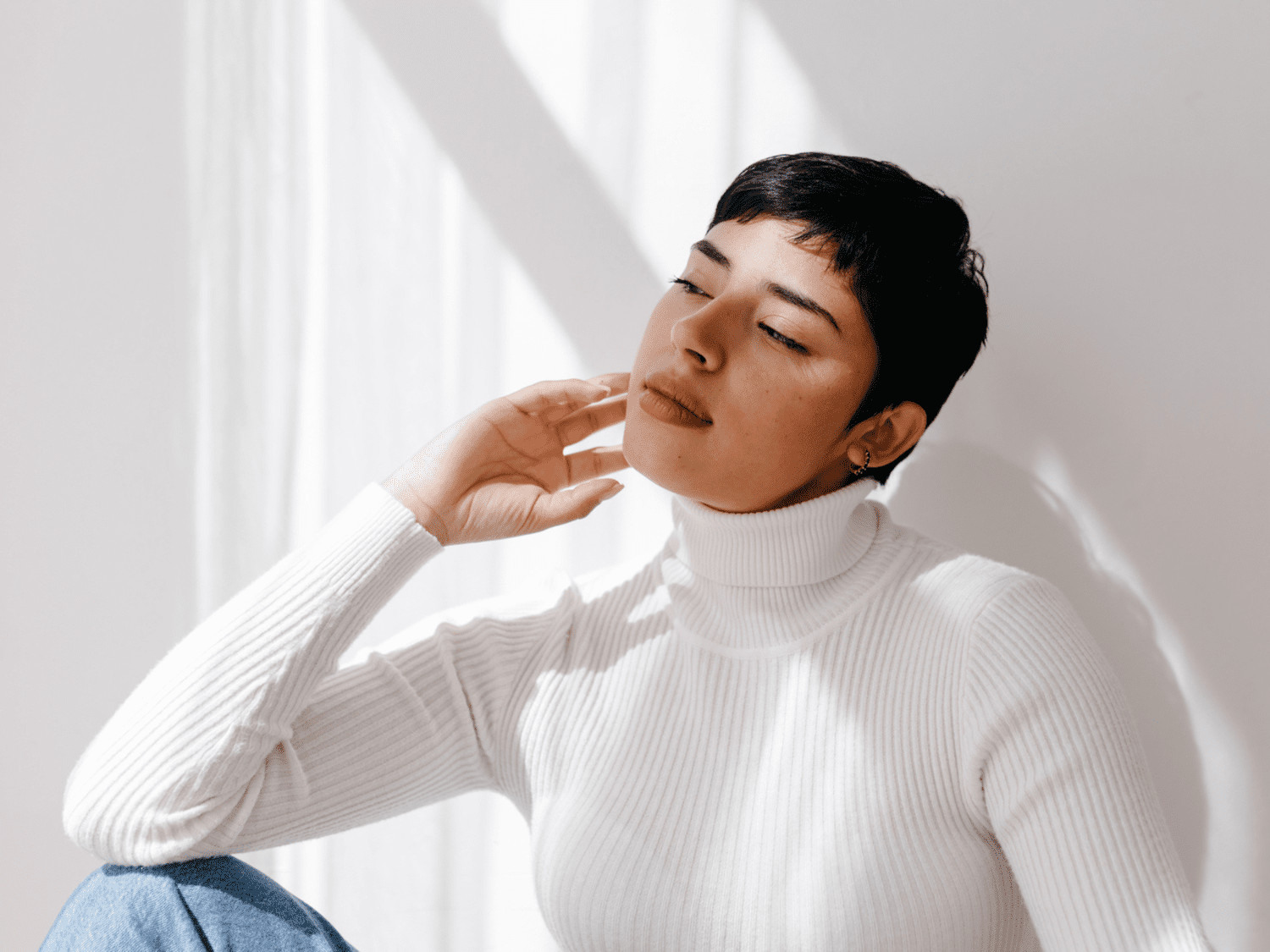 Sleek Dark Brown Pixie Frame — Hairstyles for Growing Out a Pixie