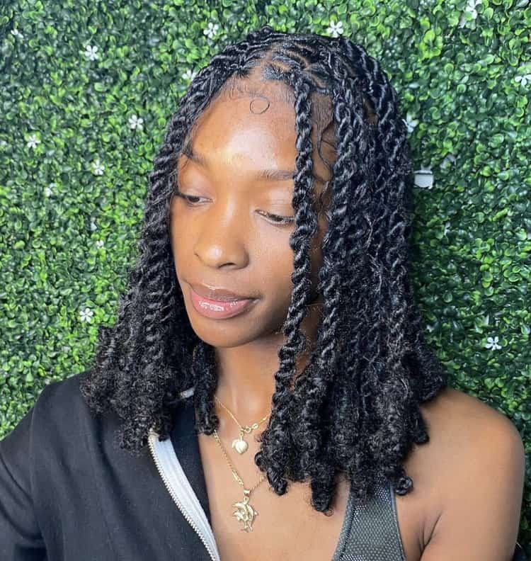 Collarbone Length Wavy Invisible Locs