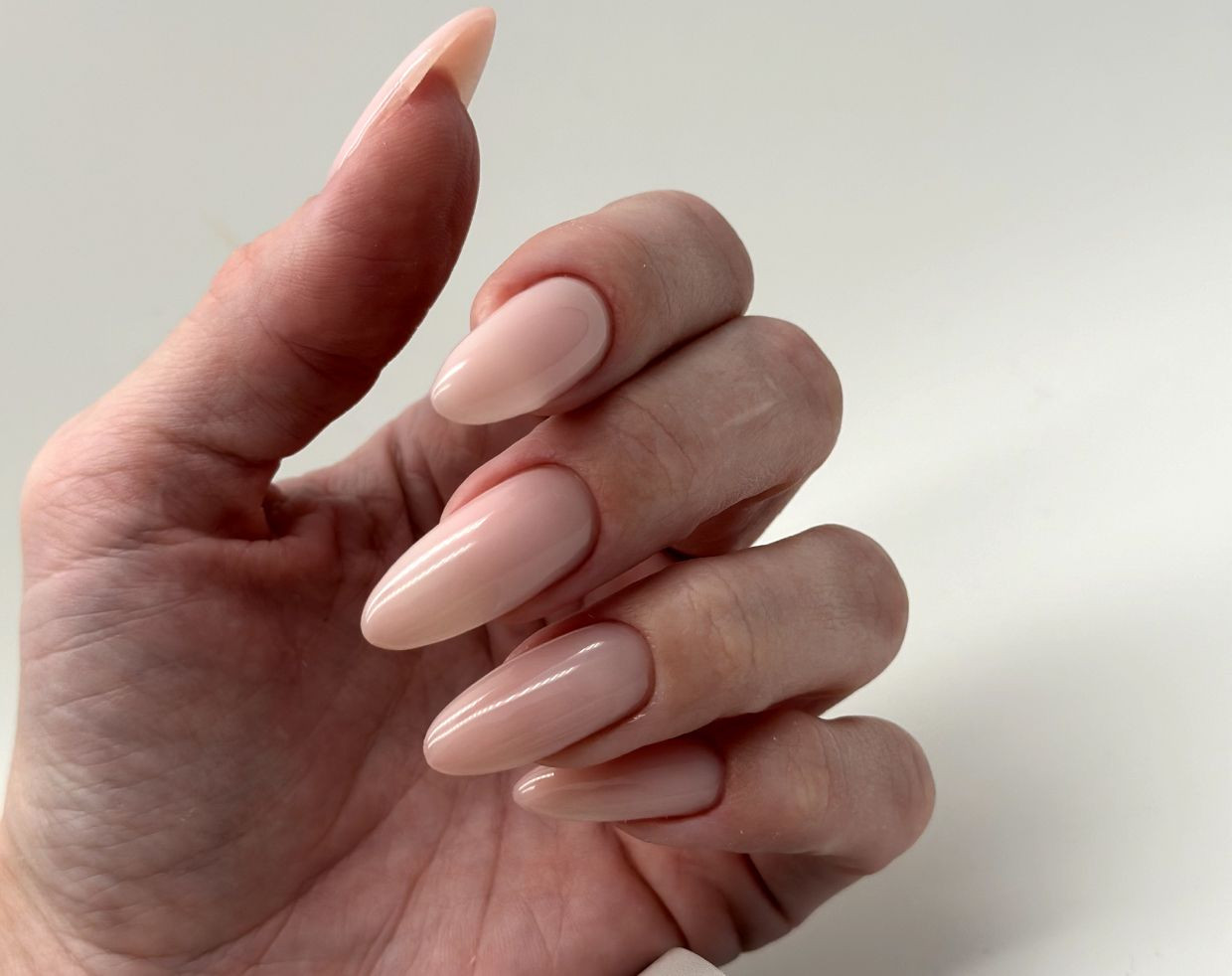 Sheer Nude Pink Stiletto Sculpted Nails Sheer Nude Pink Stiletto Sculpted Nails — Hard Gel Nails