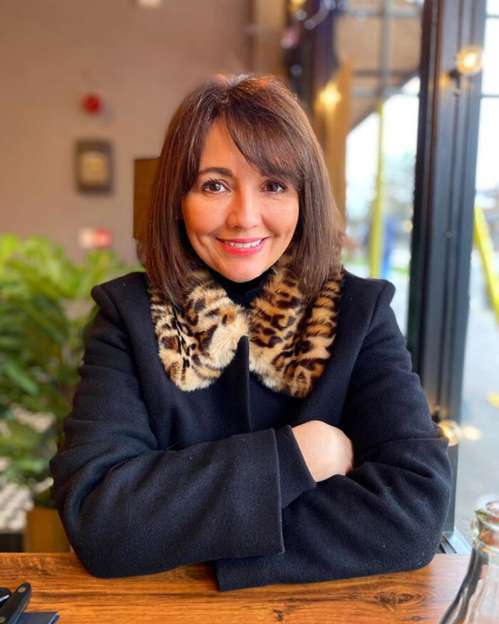 Dark Brown Lob With Curtain Bangs Dark Brown Lob With Curtain Bangs — Hairstyles for Women Over 40