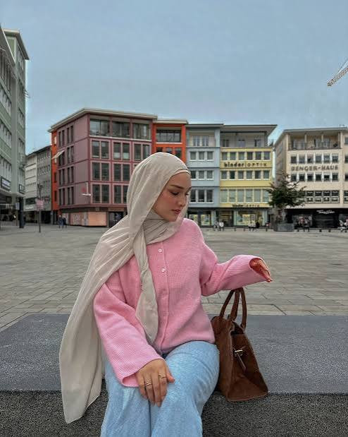 Casual Everyday Outfit Idea — Hijab Outfits